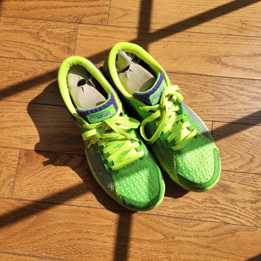 SKECHERS GoRun 2 MStrike Running Shoes Sneakers Green Purple Womens 8.5 EUC
